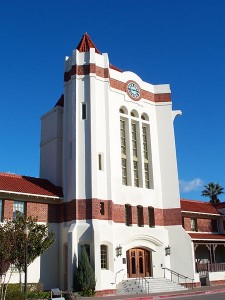 450px-USA-Santa_Clara-Agnews_Developmental_Center-Clocktower-5